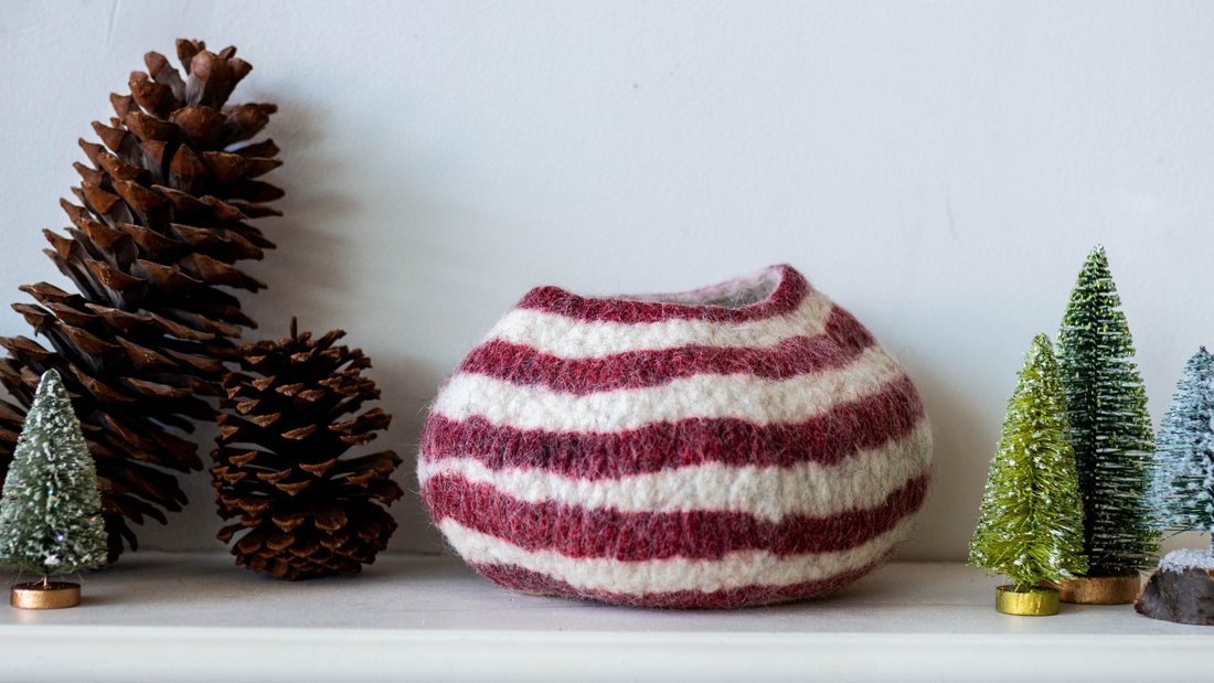 The Holiday Gift Shop