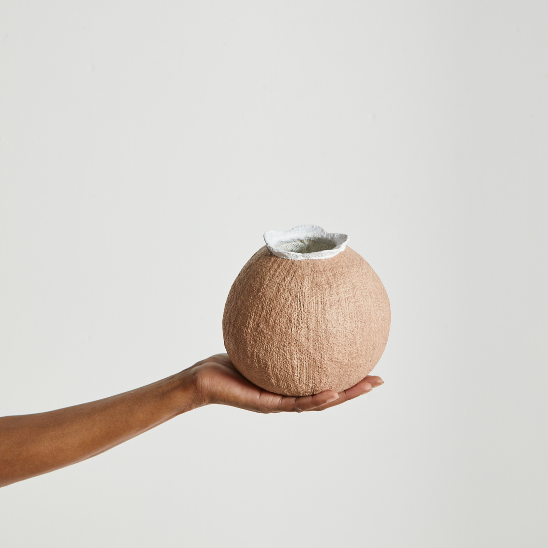 Ada Papier Vase