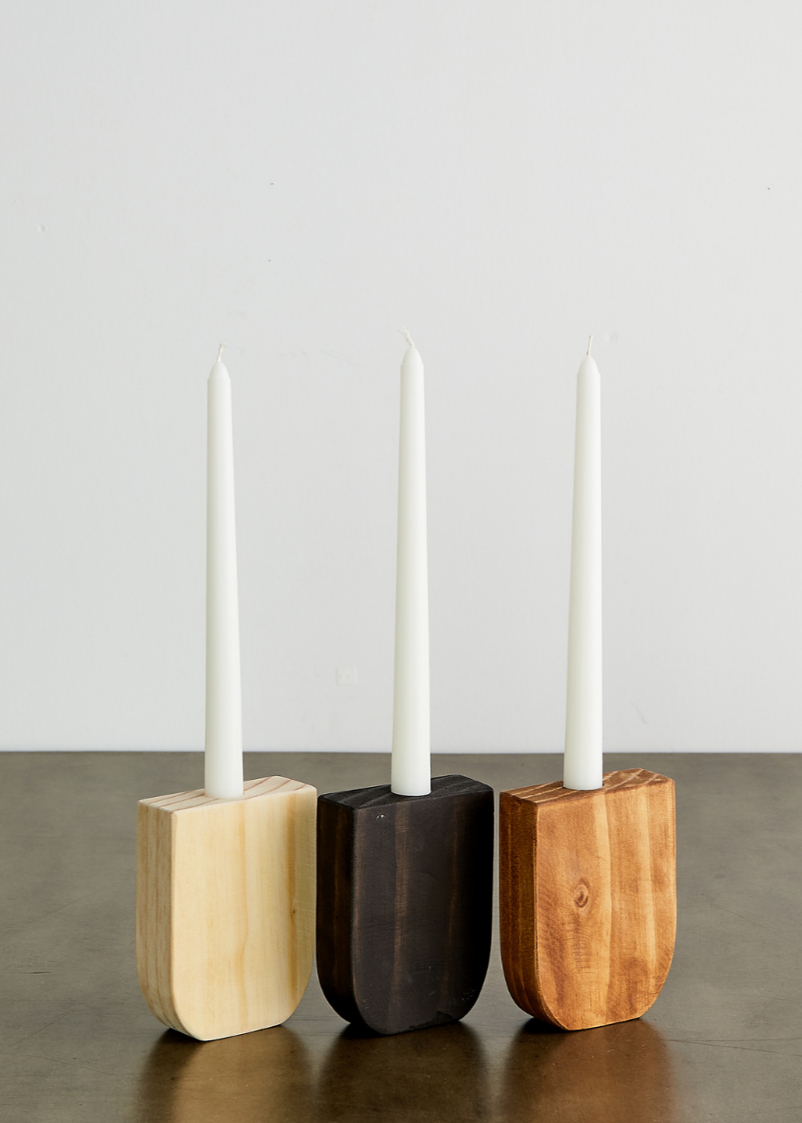 Horseshoe Pine Candle Stand
