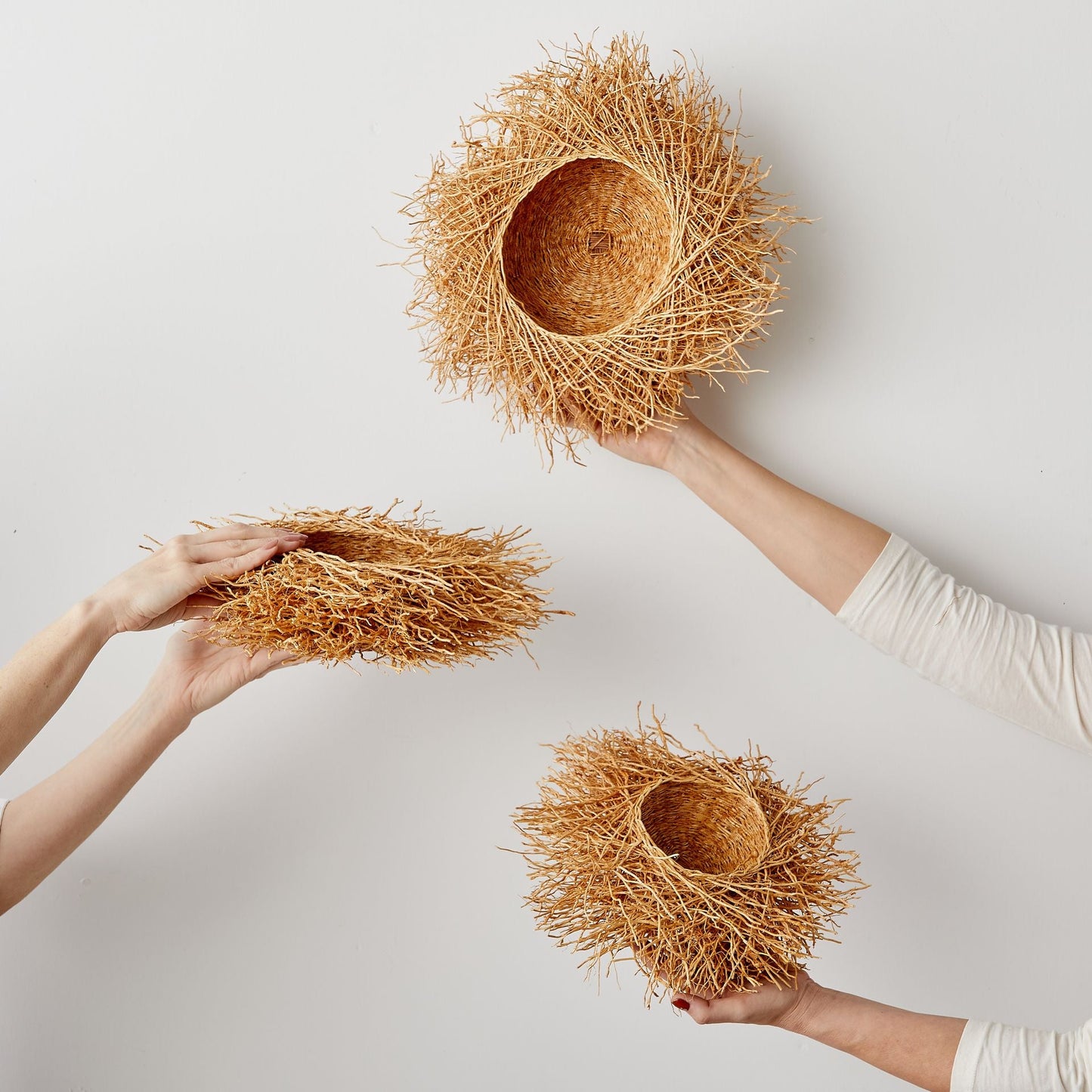 Handwoven Vetiver Nest round Basket set of 3