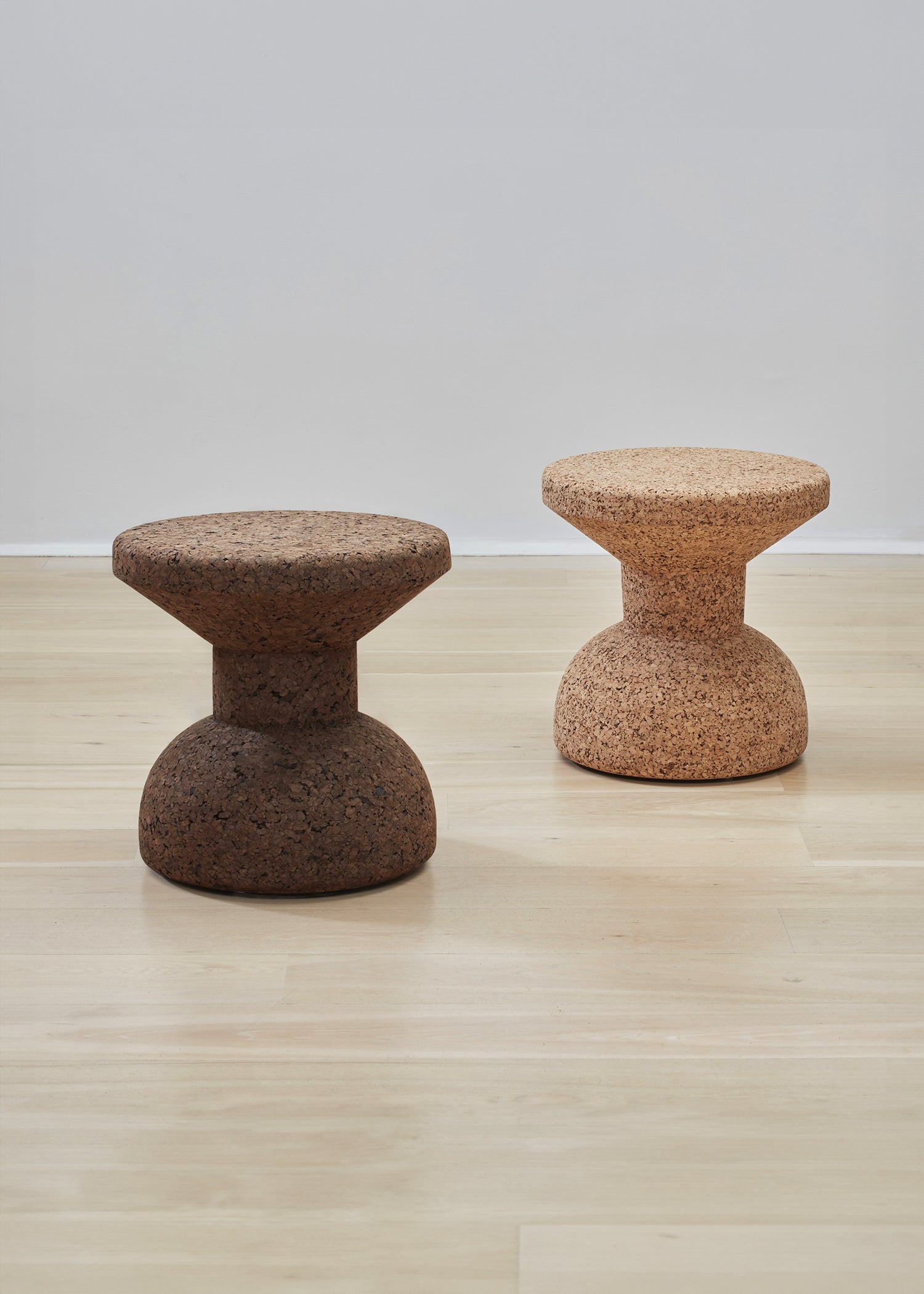 kanju interiors Wiid Design cork end table or stool, a masterpiece in luxury home decor. Its design combines timeless elegance with contemporary flair. Perfect for upscale Living rooms, dining room or bedrooms, this stool embodies sophisticated style and the fine craftsmanship of African design, appealing to those who appreciate unique, artisanal furniture.