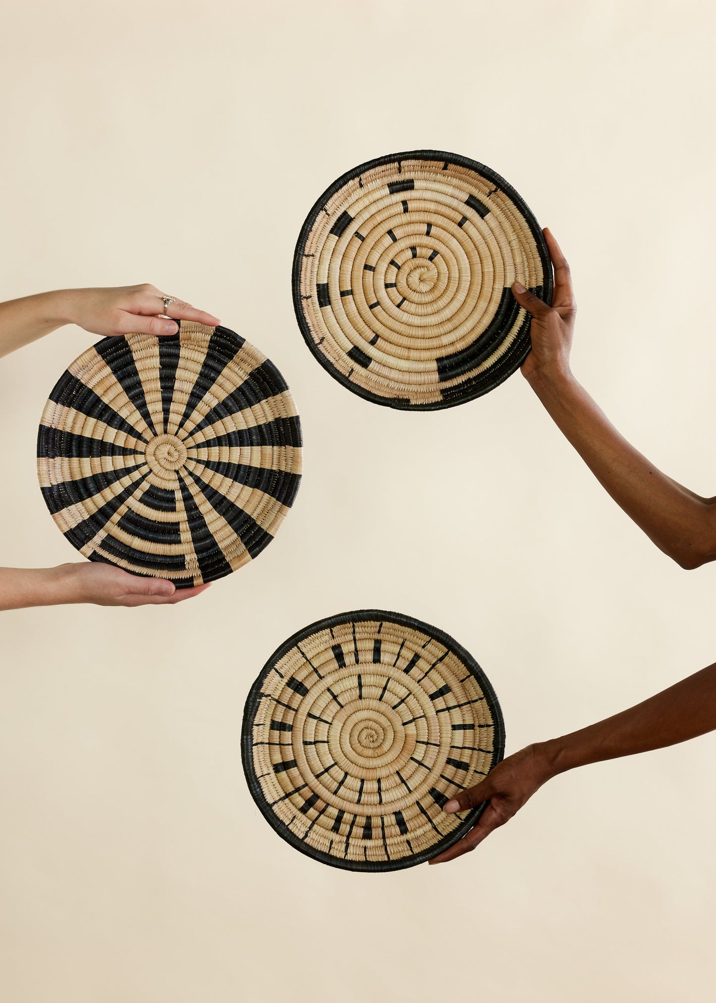 Moyo Gewebte Wandscheiben im Bündel