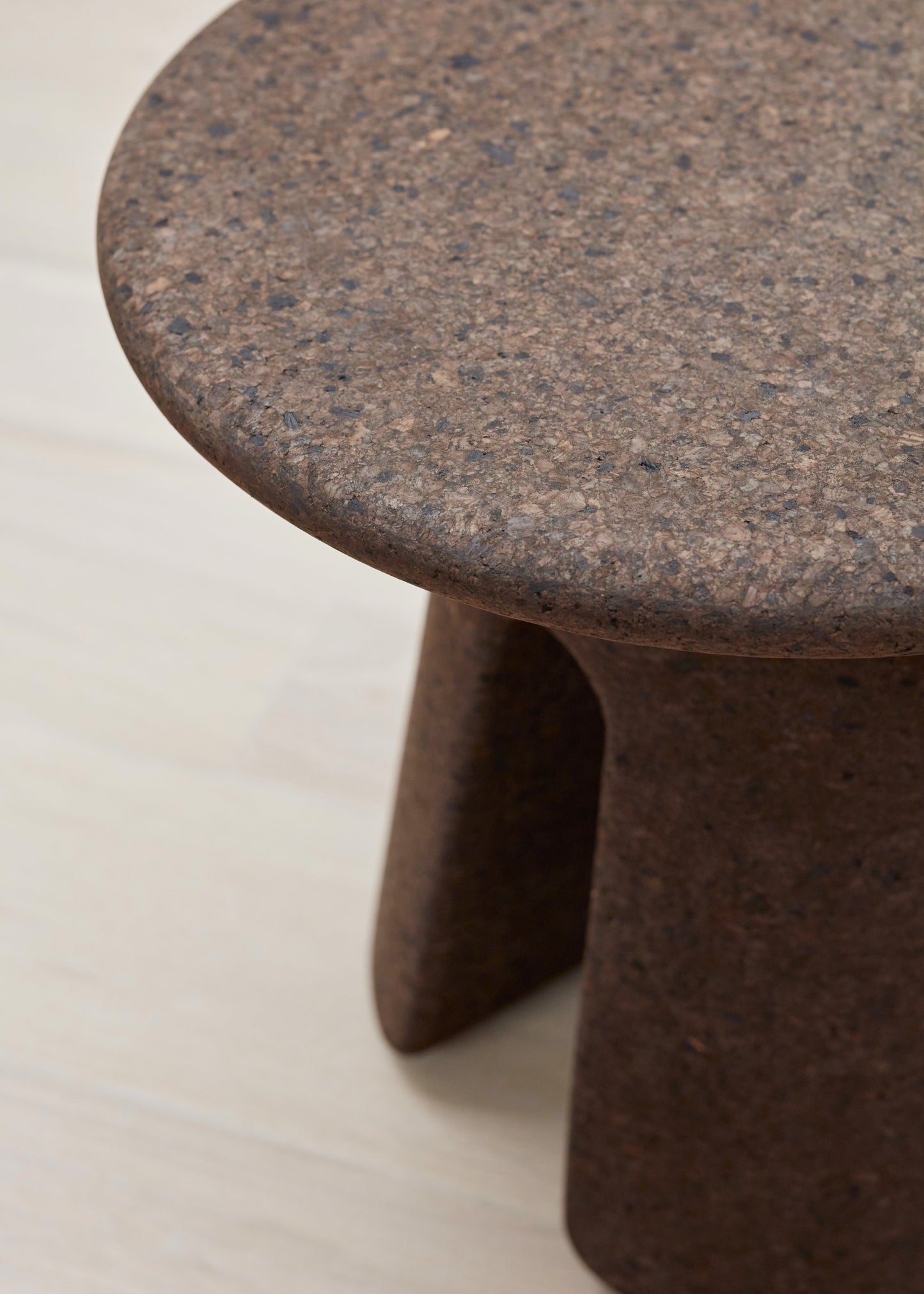 Wiid Round Tonga Cork Side Table