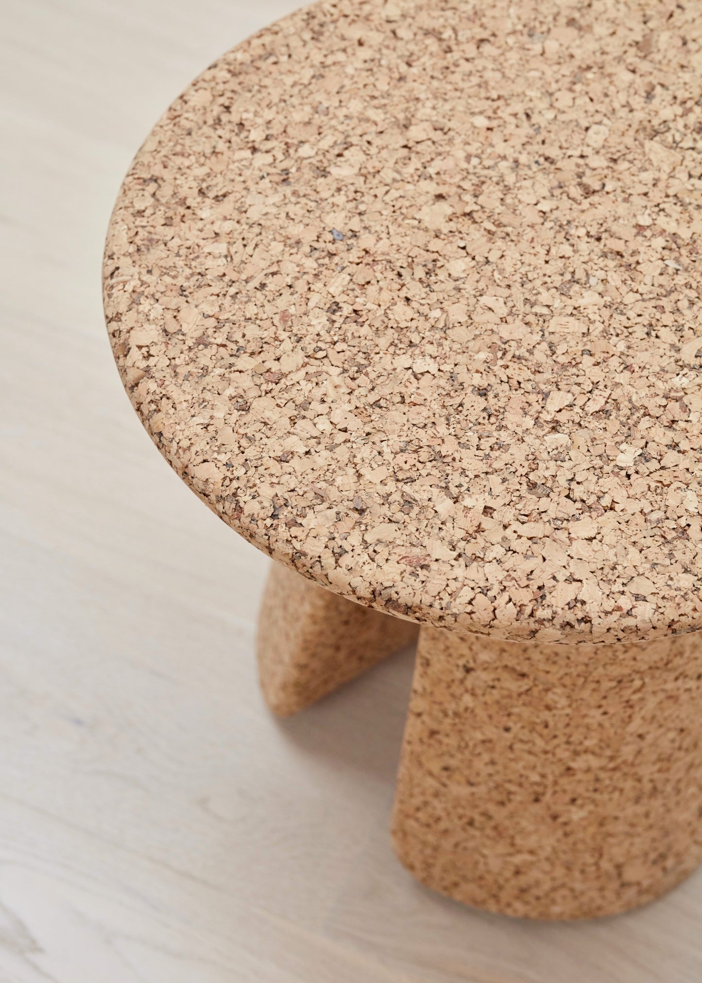 Wiid Round Tonga Cork Side Table