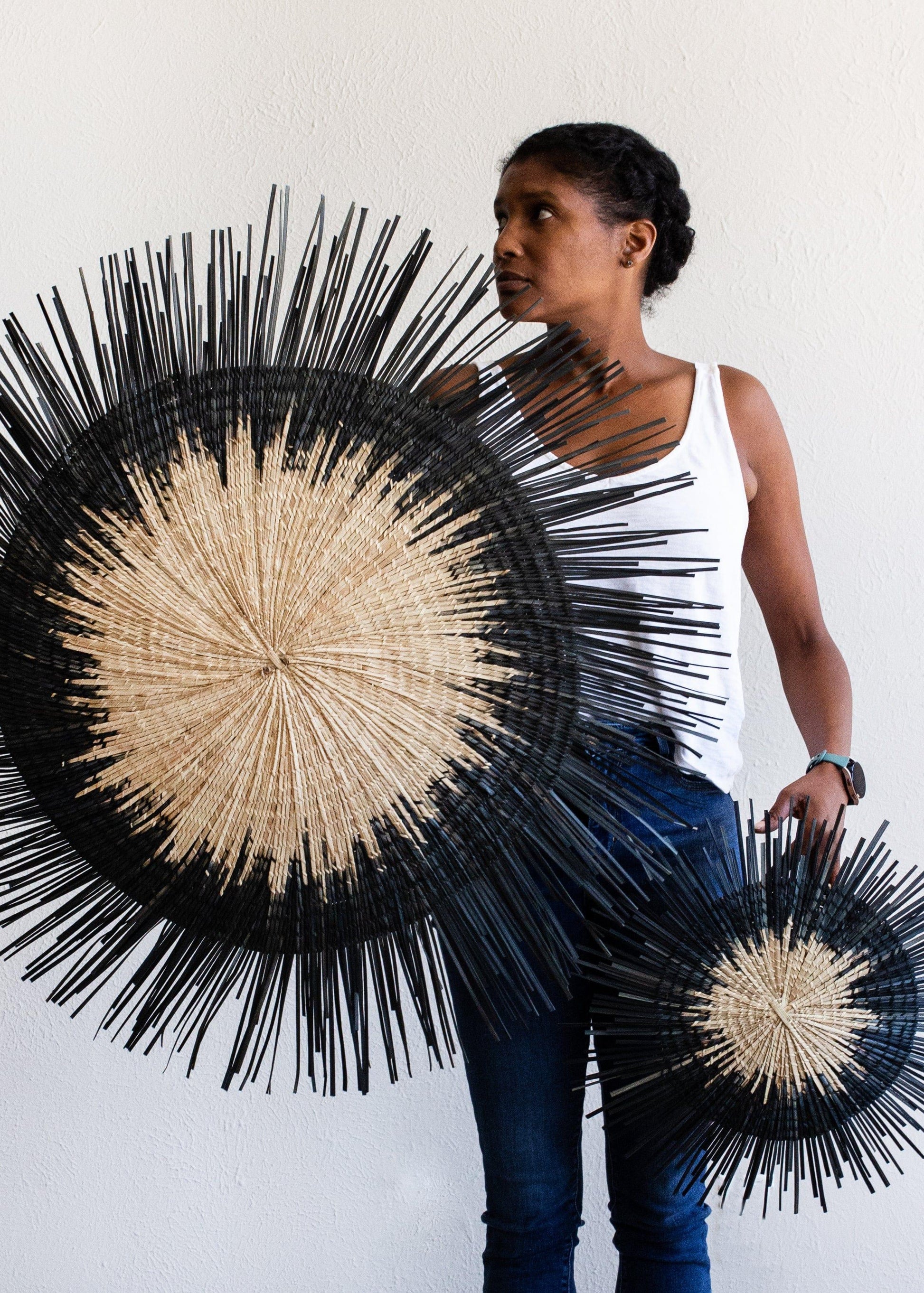 Round Usiku handwoven Wall Art set of 2