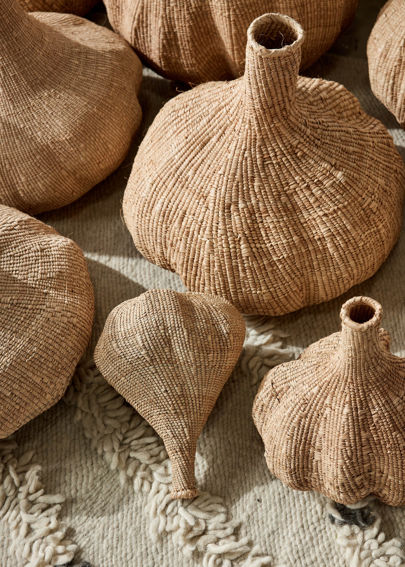 Long-Necked Ilala Garlic Gourd Basket