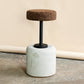 Drehbarer Barhocker aus Kork, rustikales Beton-Finish