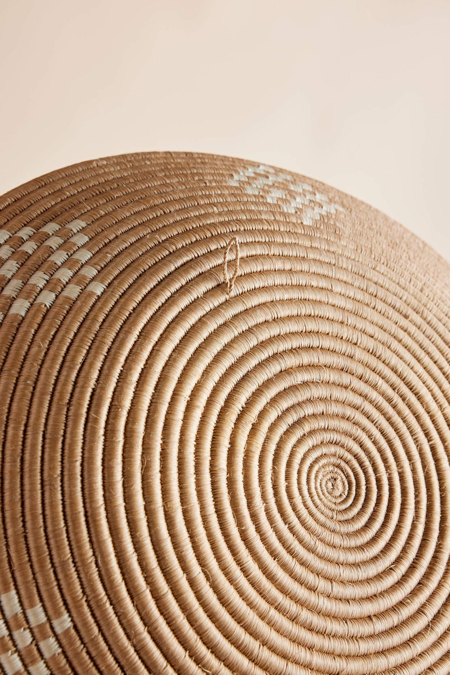 Rwanda Ivory Diamond Wall Basket