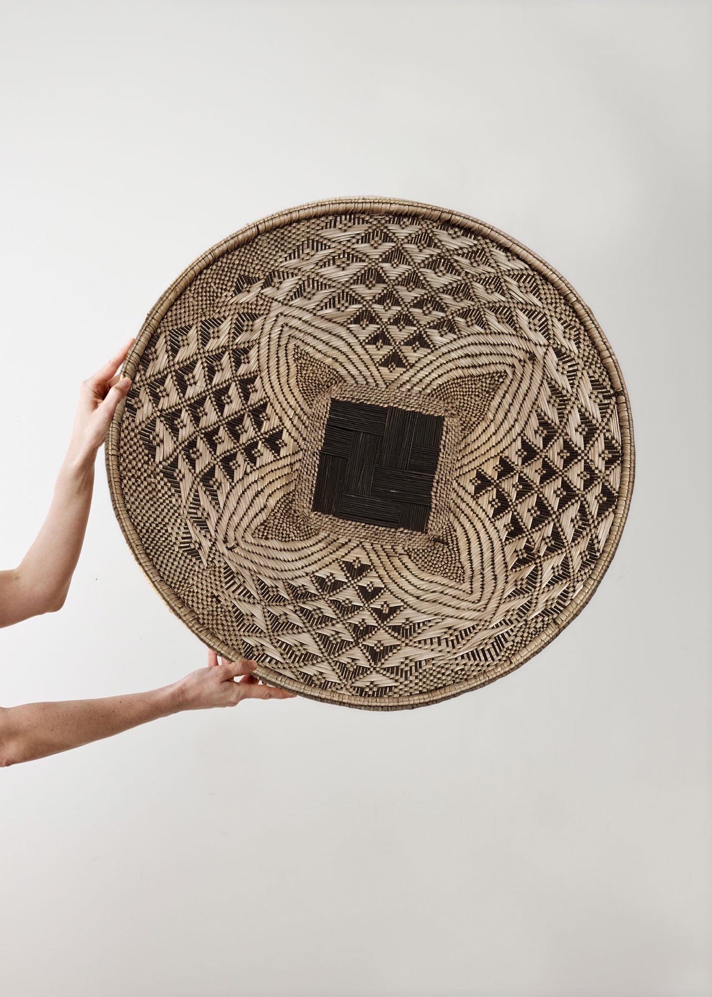 Statement Zambian Plateau African Wall Decor Basket (Minor Weave Imperfection)