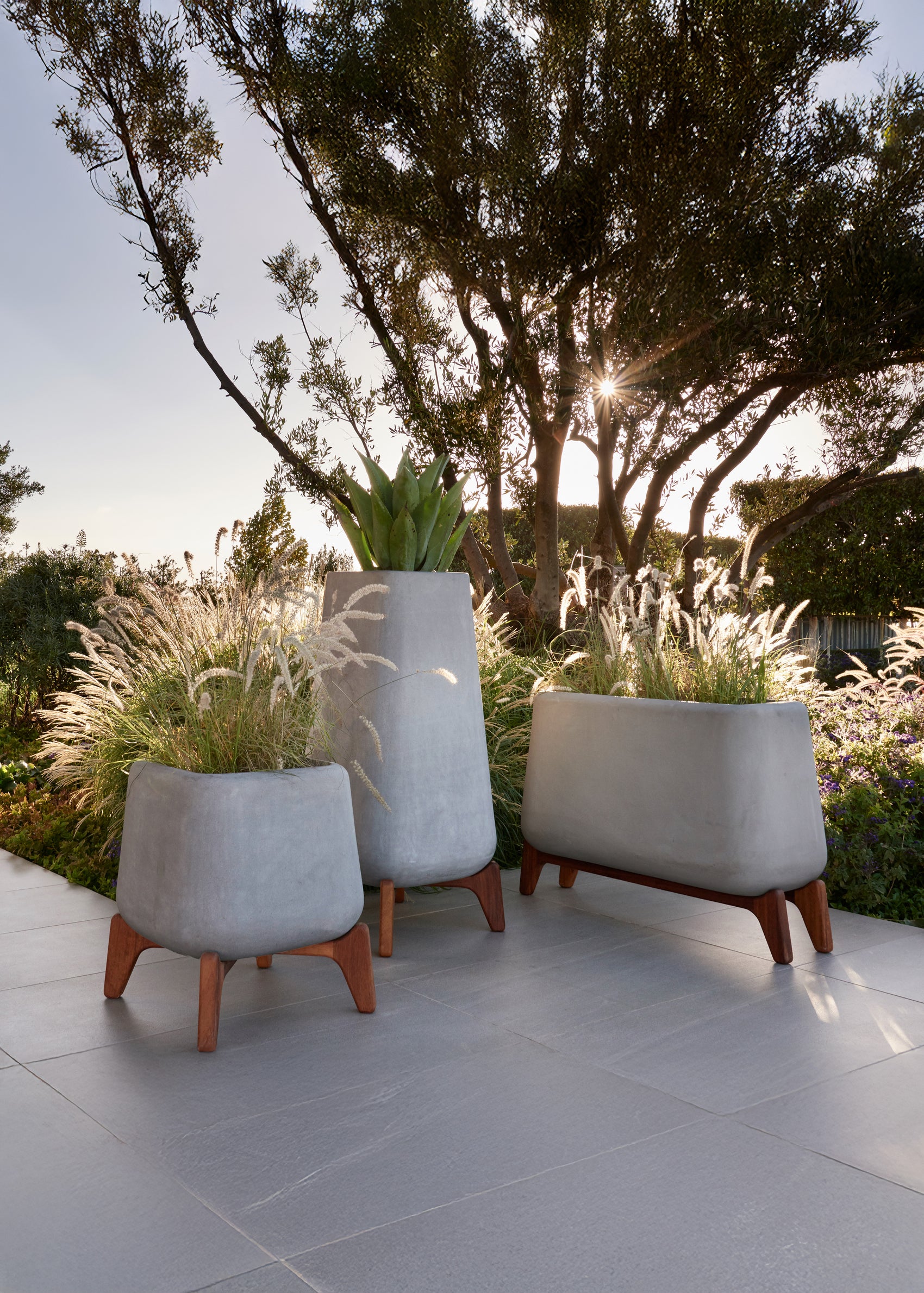 Terra Concrete Grey Planter