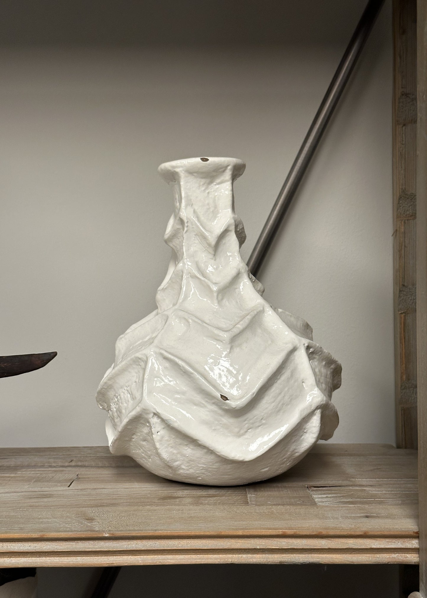 Tutsi Vintage Ceramic Pot