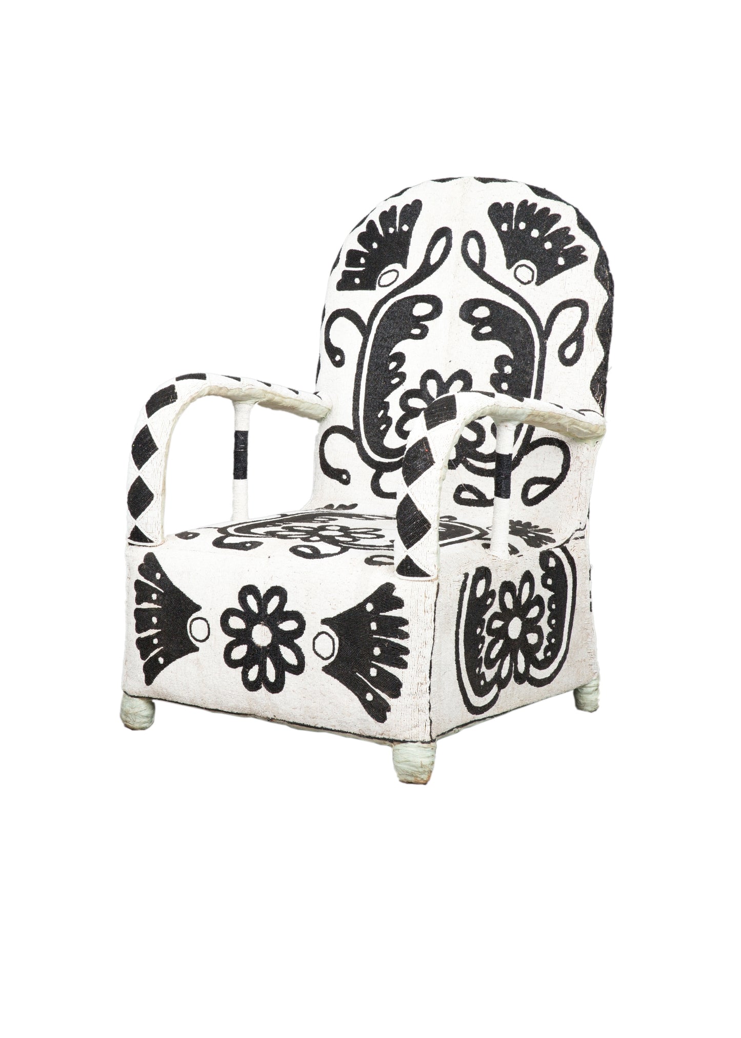 Schwarz-weißer Yoruba-Perlenstuhl