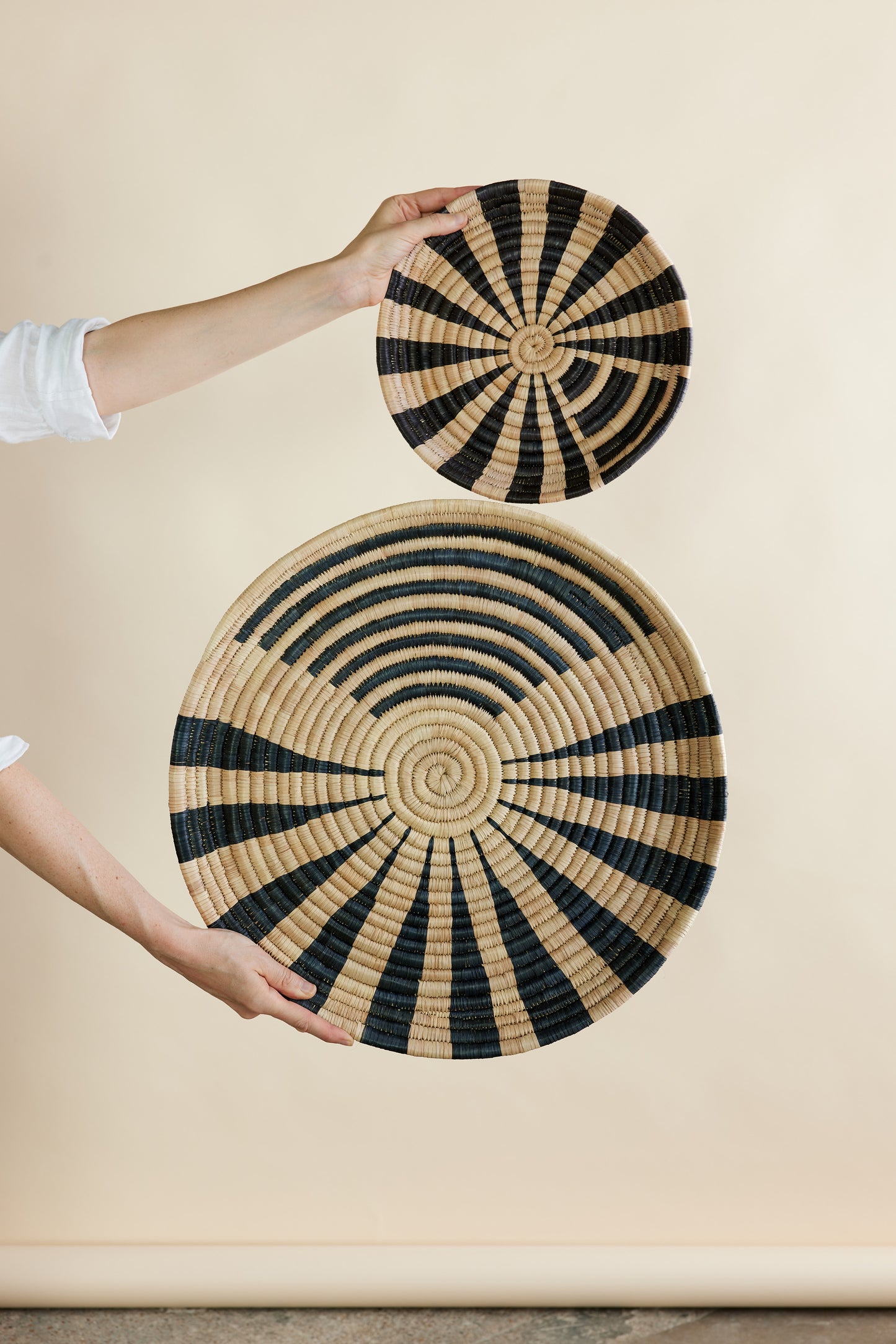 Zulo Woven Wall Disc