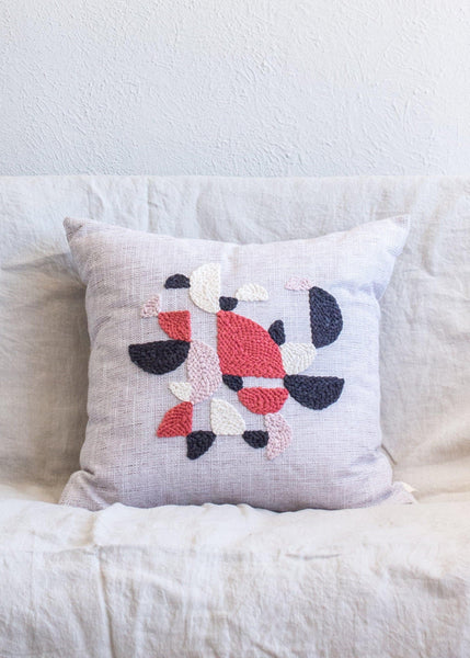NATAL DESIGN - 新品 AIOT! ハンドル刺繍 Non Sleep Cushion Knot Cushion – Hygge Life