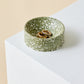 Olivgrüne Terrazzo-Schmuckschale