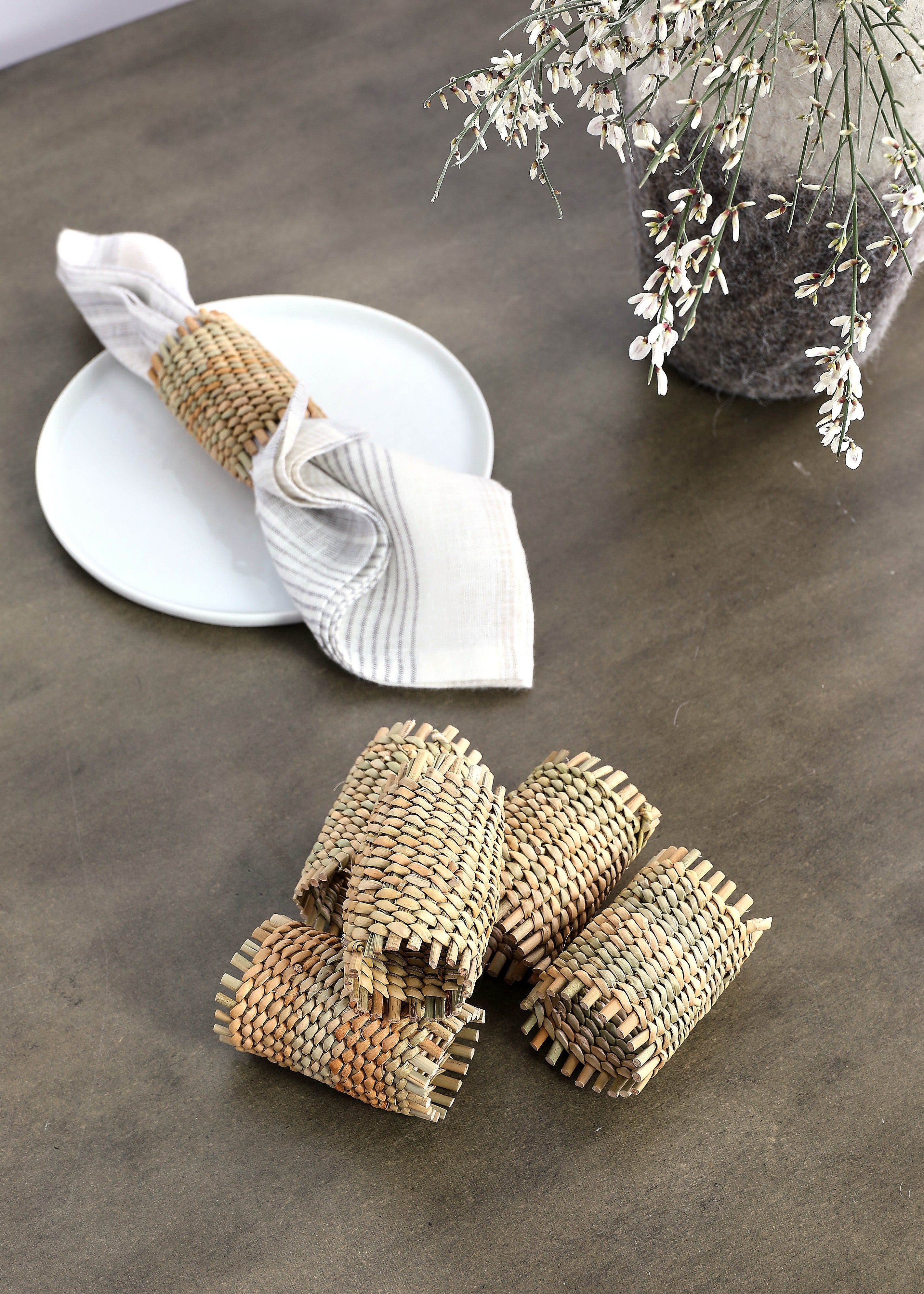Kanjo Xhosa Napkin Holder - Thumbnail 3