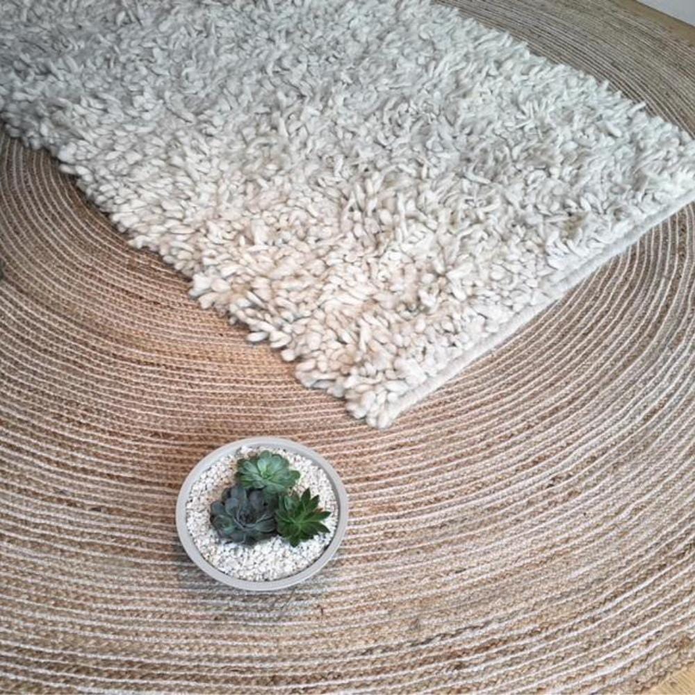 Tufted White Wool Rug